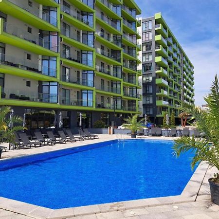 Baby Sea View And Pools Apartment- Mamaia Beach Resort Năvodari Exterior foto