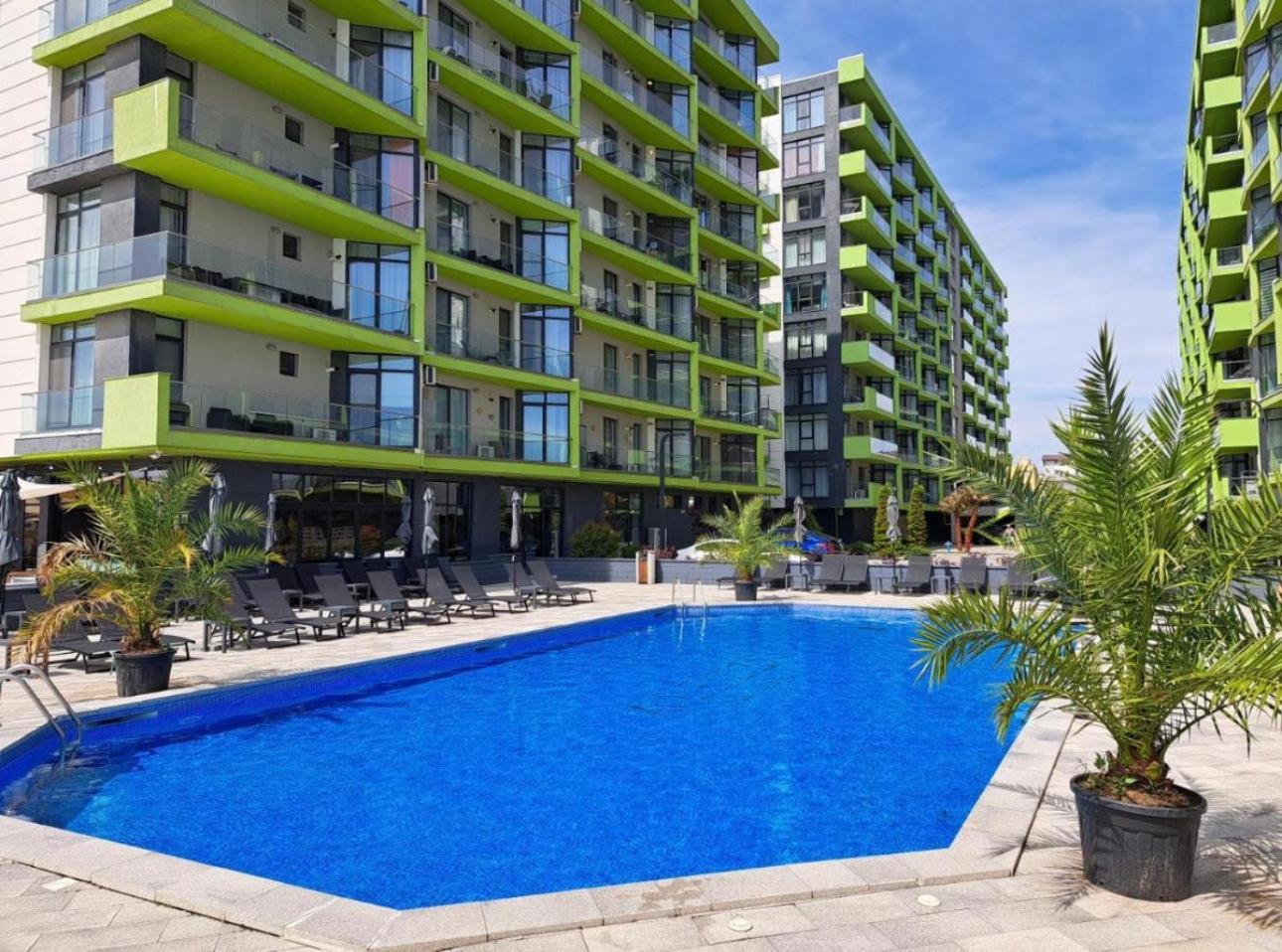 Baby Sea View And Pools Apartment- Mamaia Beach Resort Năvodari Exterior foto